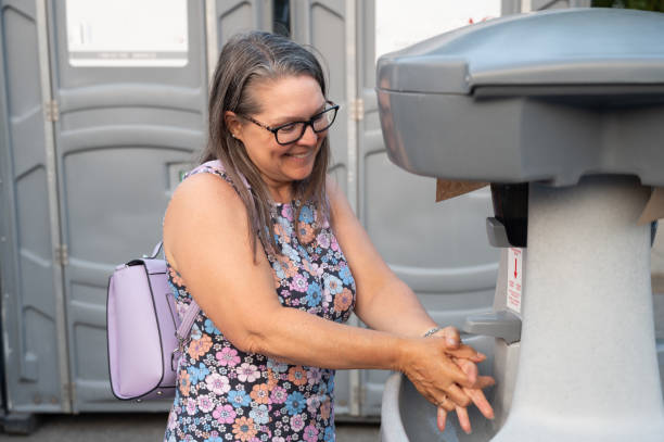 Best Portable toilet rental cost  in Bromley, KY